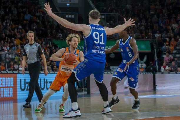 中的一次犯 中的一次犯