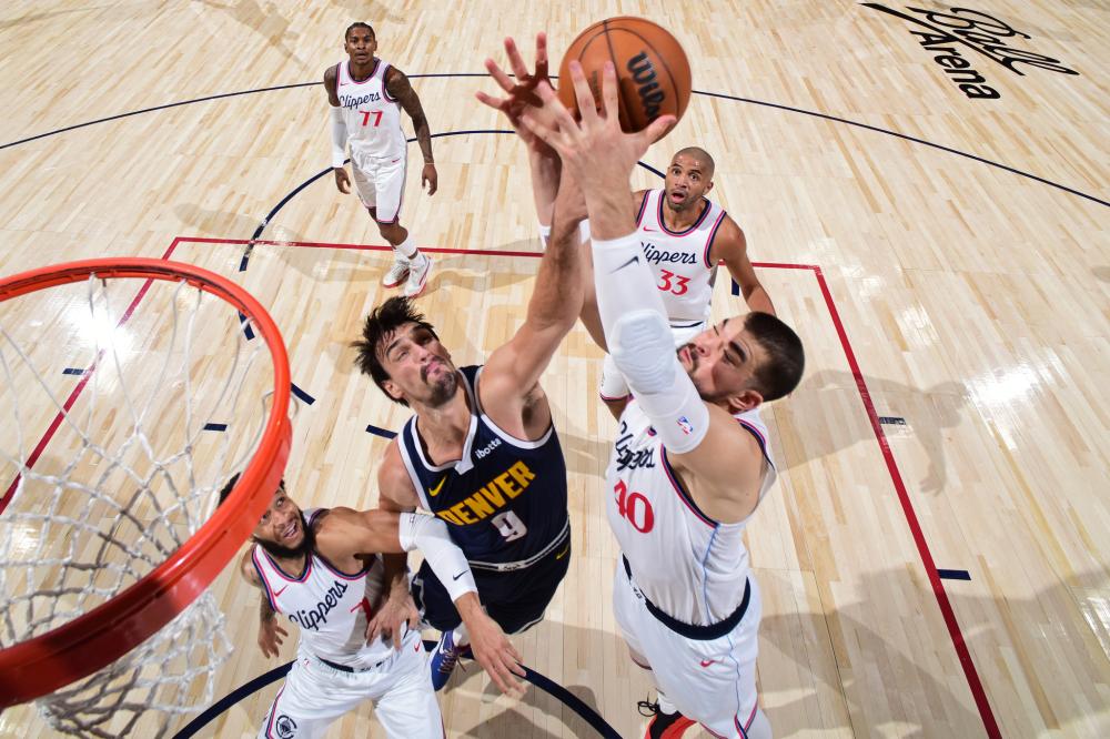 球队争取破 球队争取破