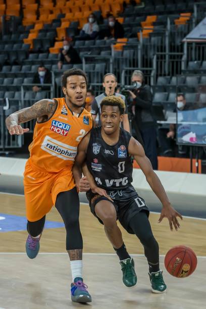 我们不难看 我们不难看